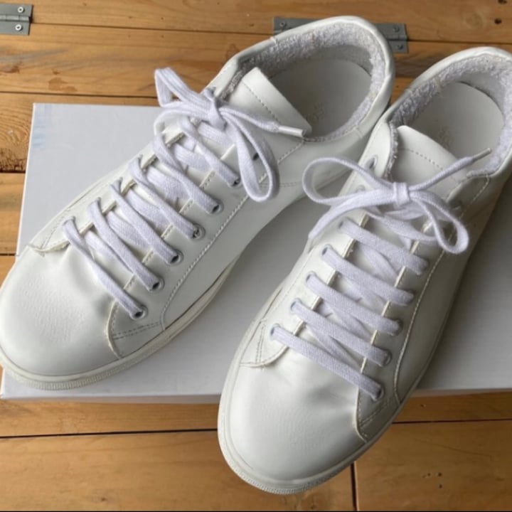 review photo of Vegan Shoes Italy Sneakers VSI Basic shared by @masayume on 22 Mar 2022 - review
