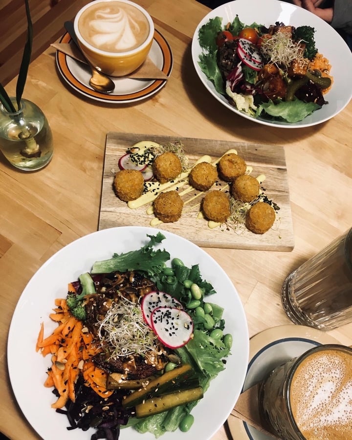 review photo of Rohe Kohvik Portobello bowl; corn balls & a tofu bowl. shared by @sksaarik on 06 Dec 2020 - review