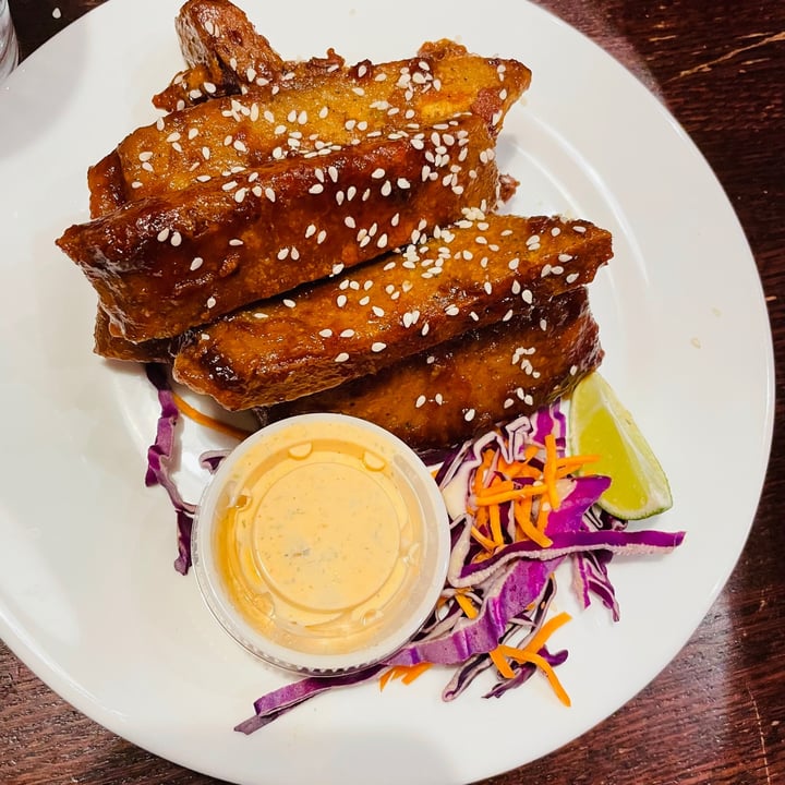 photo of Chicago Diner THAI CHILI WINGS shared by @lonica on  06 Sep 2021 - review