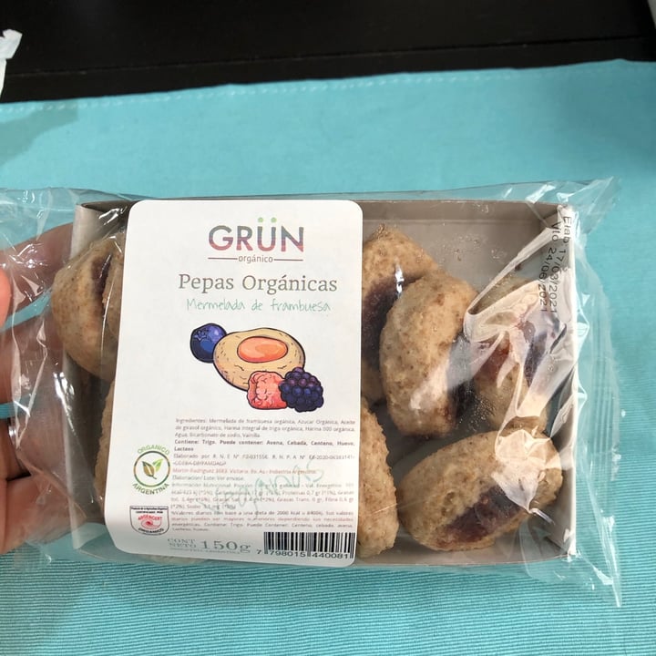 photo of Grün Orgánico Pepas Con Mermelada De Frambuesa shared by @vickyruloveg on  31 May 2021 - review