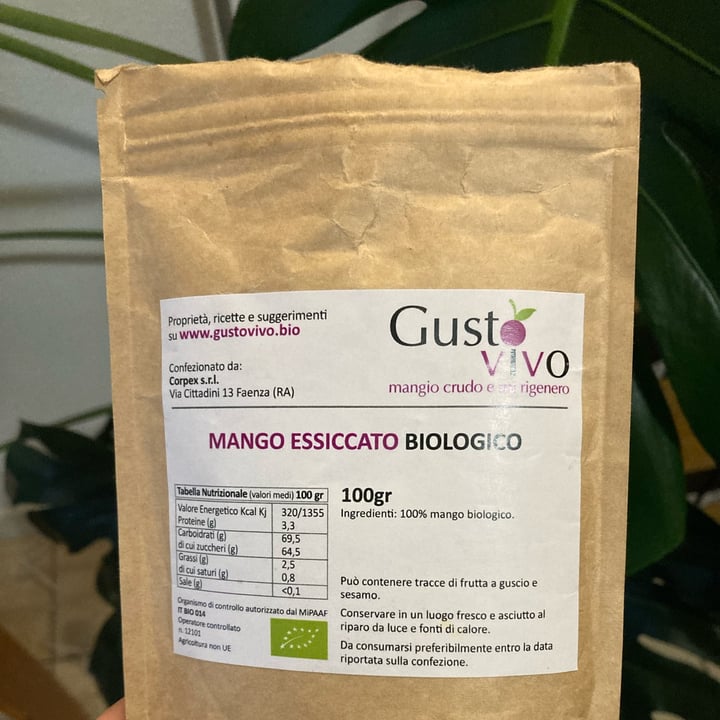 photo of Gusto vivo Mango essiccato shared by @soleiljaune on  23 Apr 2022 - review