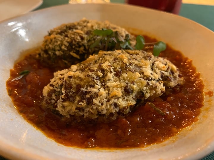 photo of CactusCat Bar Croquetas de quinoa con salsa a las finas hierbas shared by @jordisupergeorge on  26 Nov 2019 - review
