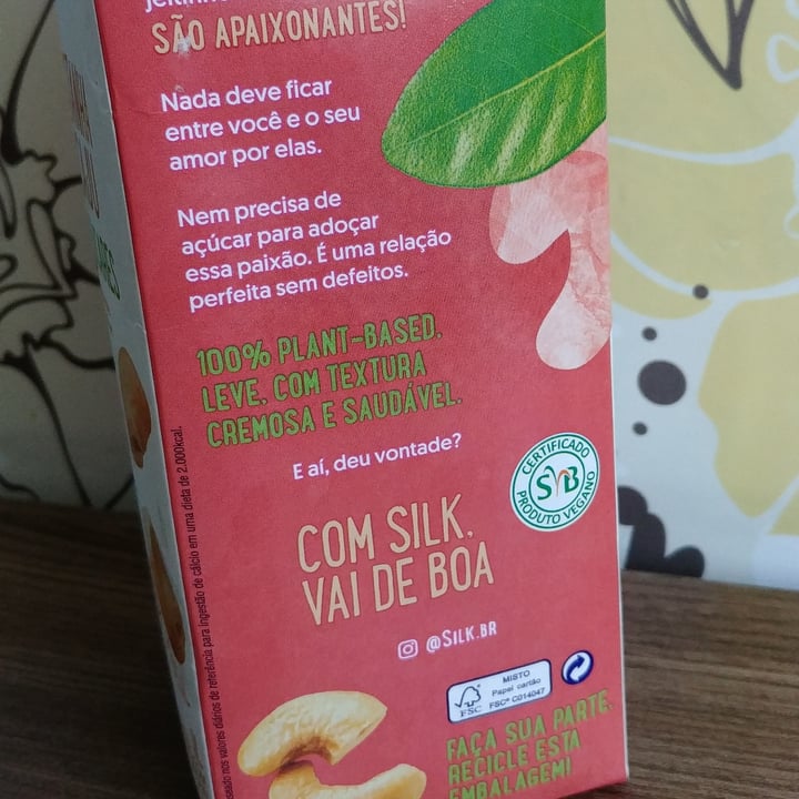 photo of Silk Alimento com castanha de cajú shared by @santmor on  17 Apr 2022 - review