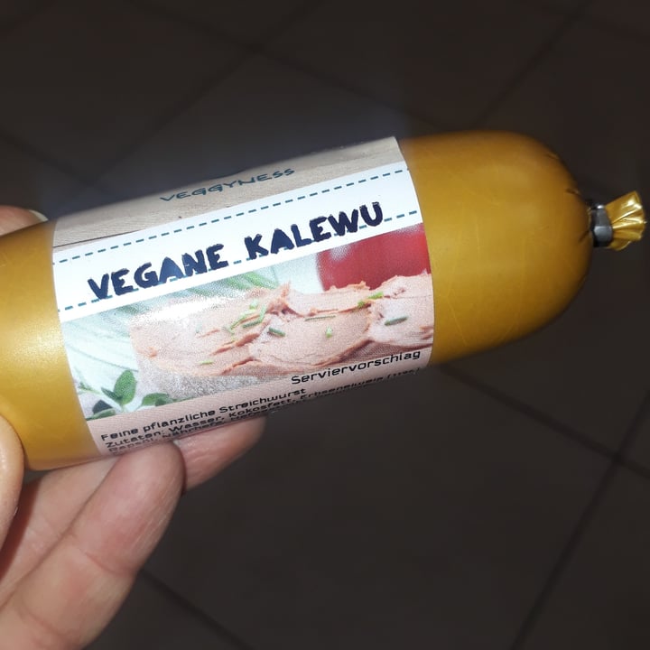 photo of Veggyness Veganer Pâtè/Pasty Aufstrich shared by @kinga-olah on  04 Apr 2021 - review