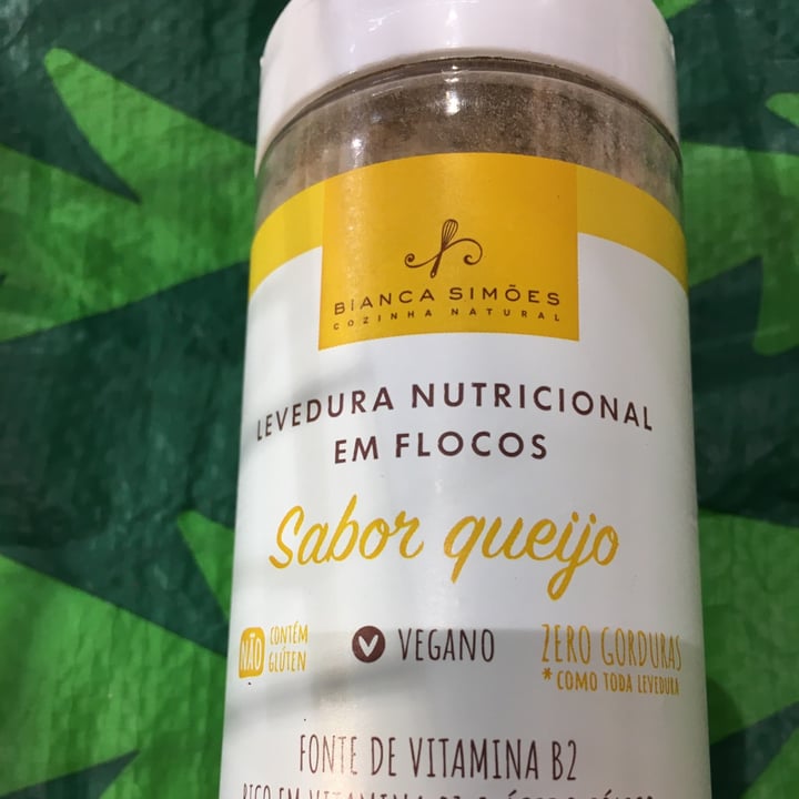photo of Bianca Simões Levedura Nutricional em Flocos shared by @neusamfeitosa on  28 Sep 2021 - review