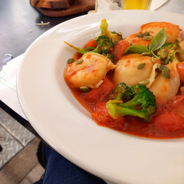 review photo of Dandy Saavedra II Sorrentinos Vegan shared by @kndyd on 16 Jun 2022 - review