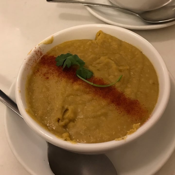 photo of Aux Vivres Plateau Dahl soupe shared by @maryanarch on  14 Mar 2022 - review