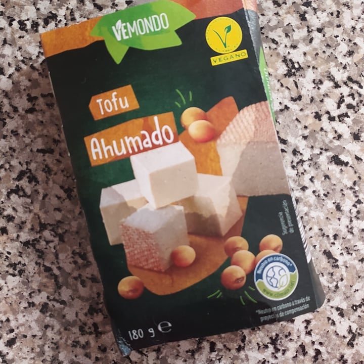 photo of Vemondo  Bio tofu Affumicato shared by @ilariabonfanti on  07 Nov 2022 - review