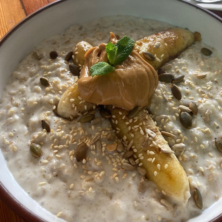 review photo of La Coco C Stellenbosch Banana & Seed Oats shared by @tazzwaite on 24 Aug 2021 - review
