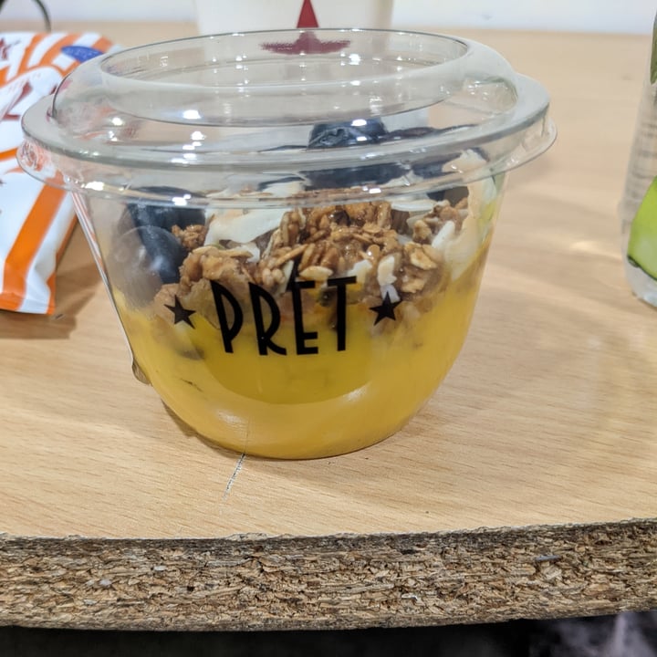 review photo of Pret A Manger Mango And Banana Sunshine Bowl shared by @stephiewaite on 31 May 2022 - review