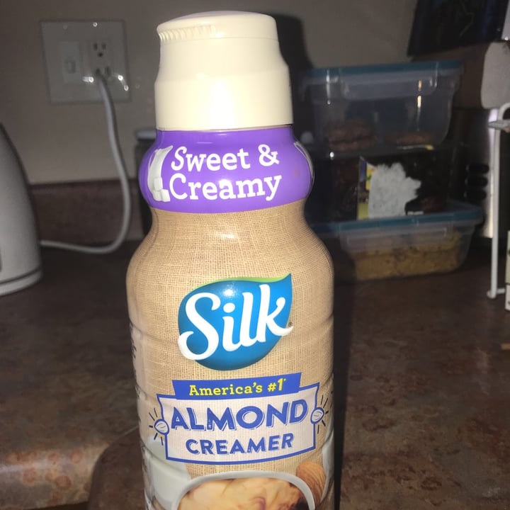 photo of Silk  Sweet & Creamy Almond Creamer shared by @alexf12 on  03 Jun 2020 - review