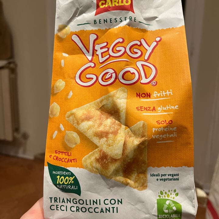 review photo of Veggy Good Veggy Good Triangolini Con Ceci Croccanti shared by @iuliett on 12 Mar 2022 - review