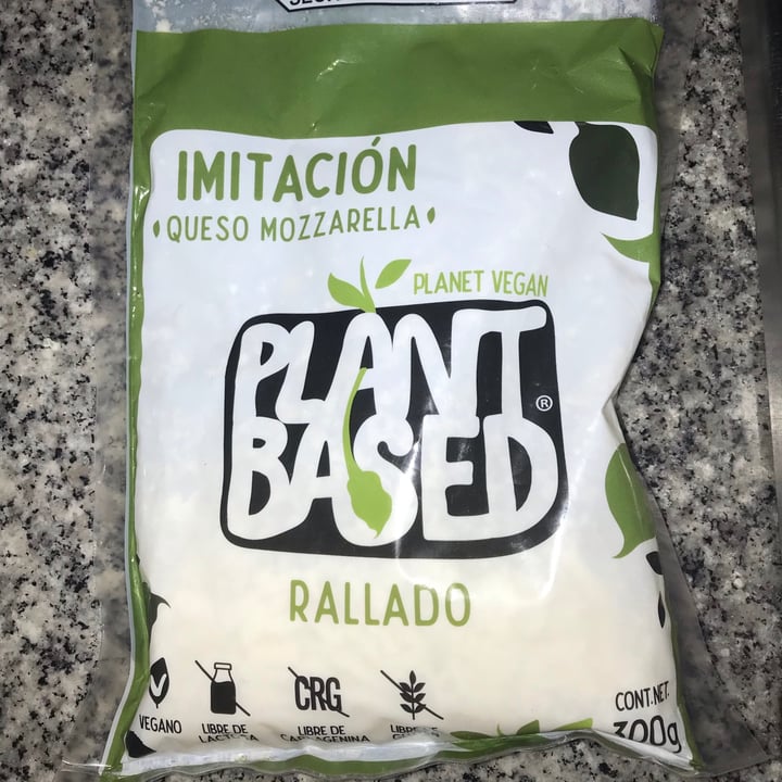 photo of Planet Vegan Plant Based Queso tipo mozzarella shared by @bluemeanie on  28 Feb 2021 - review