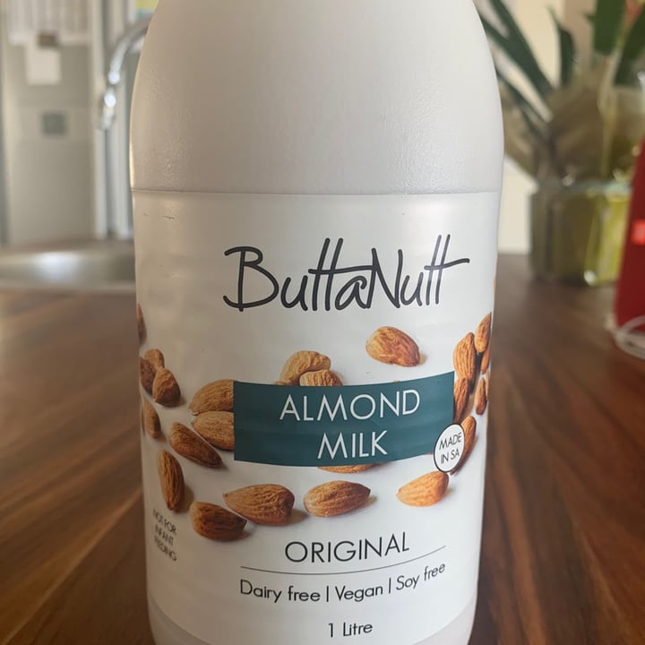 photo of ButtaNutt Almond Milk Original shared by @myuoor on  14 Jan 2022 - review