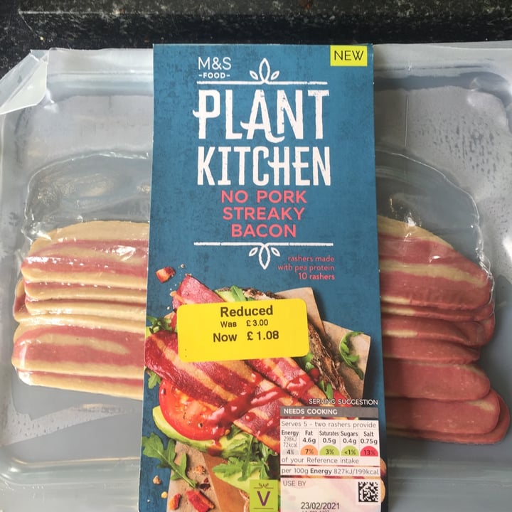 photo of Plant Kitchen (M&S) No Pork Streaky Bacon shared by @peanut79 on  25 Feb 2021 - review