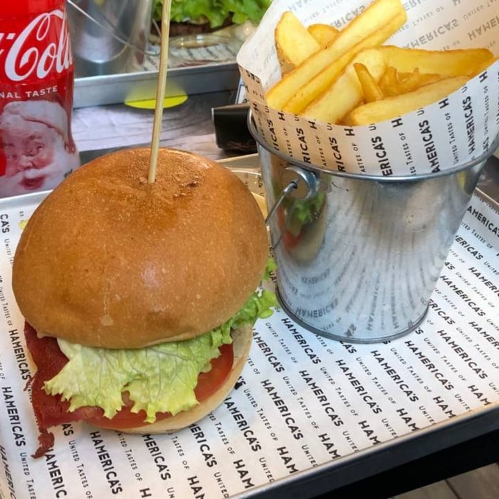 photo of Hamerica's New York burger shared by @andreasic on  17 Dec 2021 - review