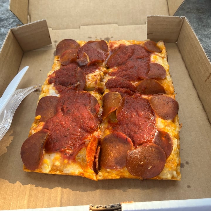 photo of Satch Squared Pizza shared by @kirbylove on  01 Dec 2022 - review