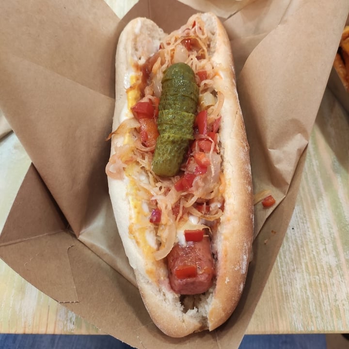 photo of Edgy Veggy Hot Dog Edgy shared by @flouredfingers on  09 Jun 2021 - review