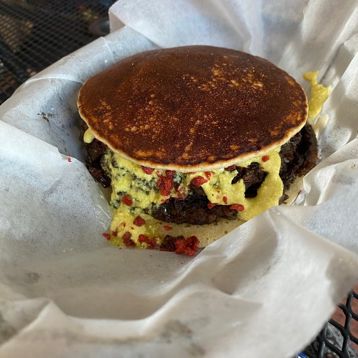 photo of Evolve Modern Vegan Kitchen Chickun pancake sandwich shared by @karlyne on  20 Aug 2021 - review