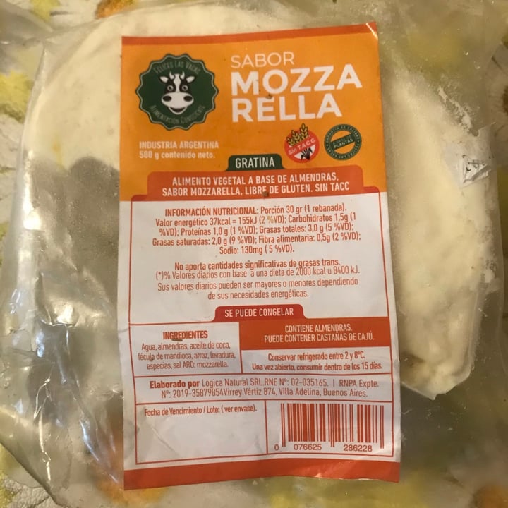 review photo of Felices Las Vacas Mozzarella shared by @ariadnasilvero on 01 Aug 2020 - review