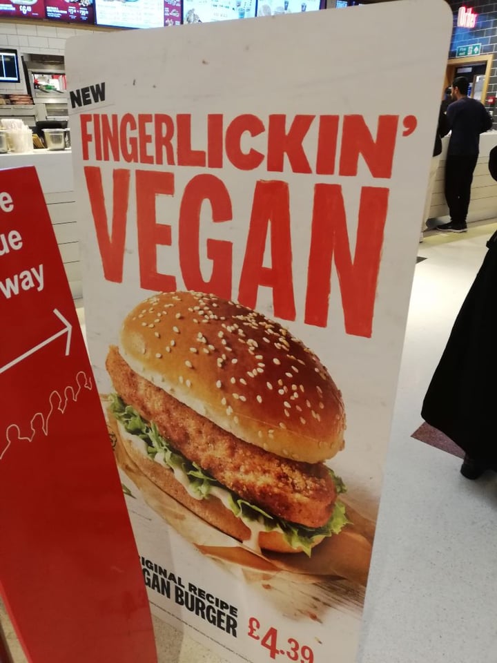 photo of KFC vegan chicken burger shared by @tamittoe on  24 Jan 2020 - review