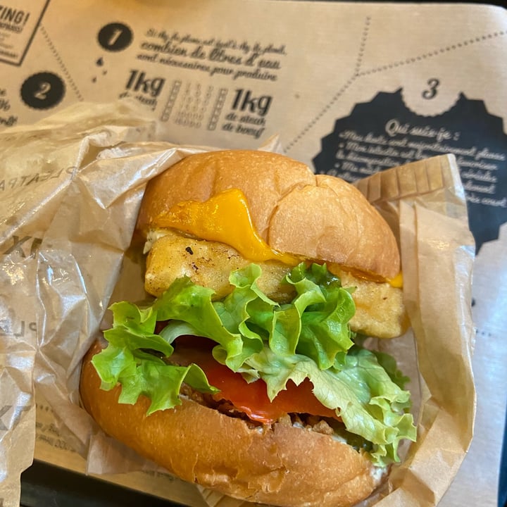 photo of Hank Burger Le Capitaine Hank shared by @fxk on  07 Nov 2022 - review