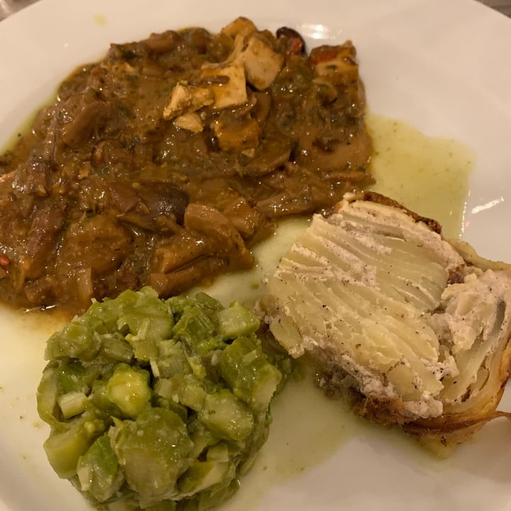 review photo of Le Potager de Charlotte onion soup shared by @vsepe on 28 Oct 2022 - review