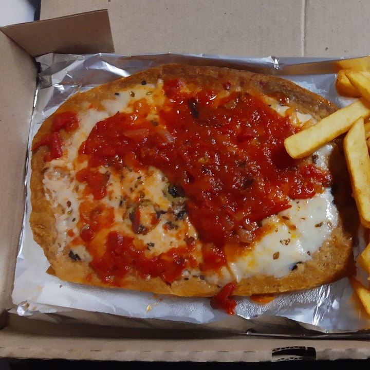 review photo of dBox Matambrito De Seitán A La Pizza shared by @chelldu on 24 Mar 2022 - review