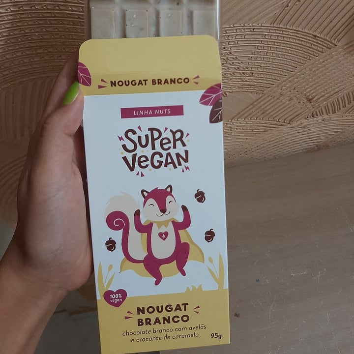 photo of Super Vegan Chocolate branco vegano shared by @cyyyyynthia on  21 Jan 2022 - review