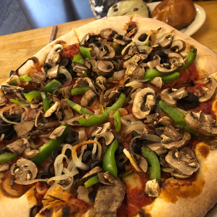 review photo of Bären Haus Veggie Pizza shared by @alex on 14 Mar 2021 - review