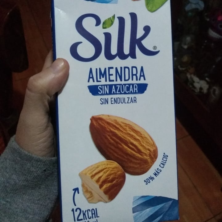 photo of Silk Almond Milk shared by @romina1717 on  22 Jan 2021 - review