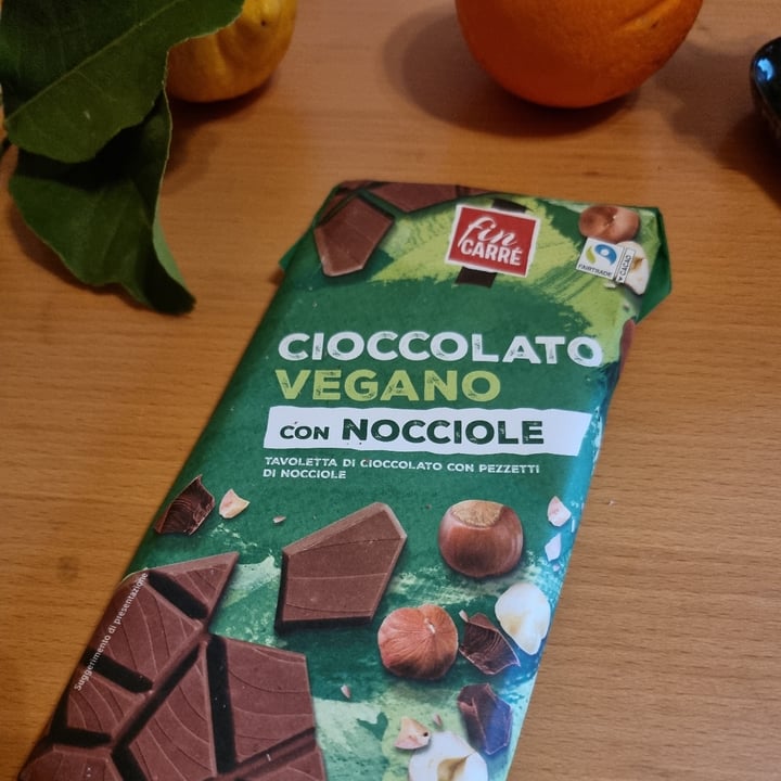 photo of Fin Carré Cioccolata vegana alle nocciole shared by @alessia89 on  24 Feb 2022 - review