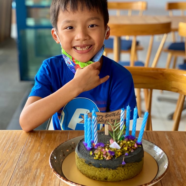 review photo of The Clean Addicts “Seasonal” Black Sesame Matcha Fudge Cake shared by @yuan on 14 Feb 2021 - review