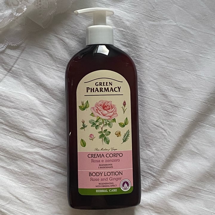 photo of Green Pharmacy crema corpo alla rosa e zenzero shared by @giuliaconiglio on  11 Jul 2022 - review