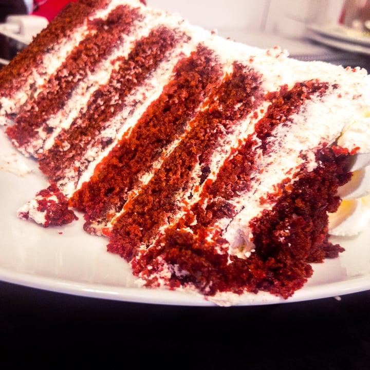 review photo of Mr. Food - Breña Torta Red Velvet shared by @anselvegan on 16 Jan 2022 - review