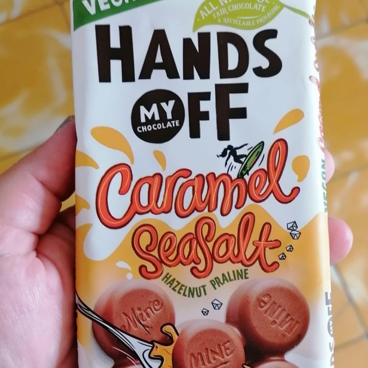 review photo of Hands Off My Chocolate caramel seasalt shared by @raquelochoa on 28 Nov 2022 - review