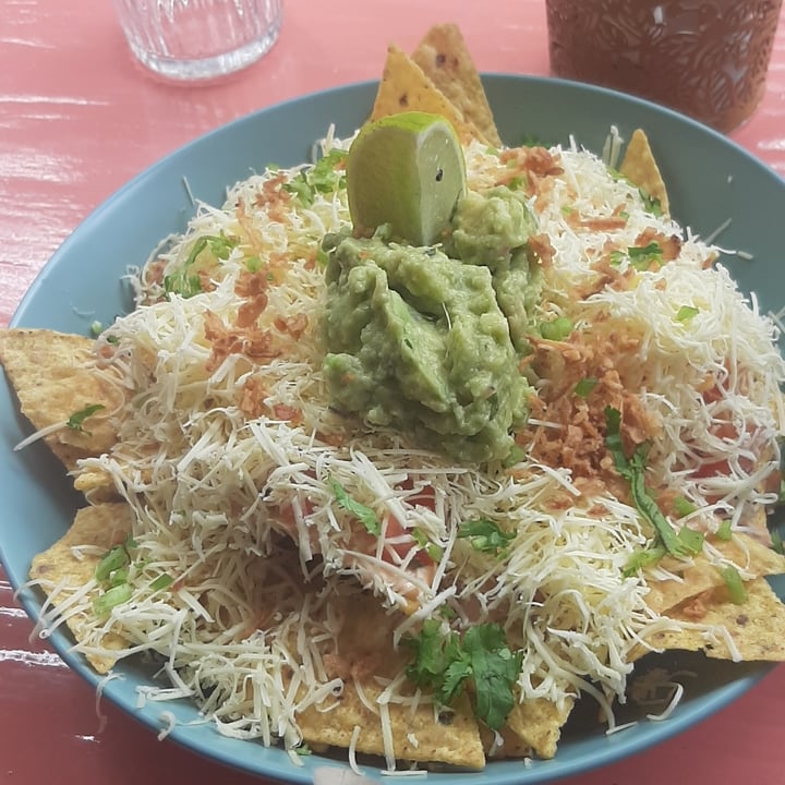 review photo of Vegan Junkies Loaded Nachos shared by @cawcaw on 04 Dec 2022 - review