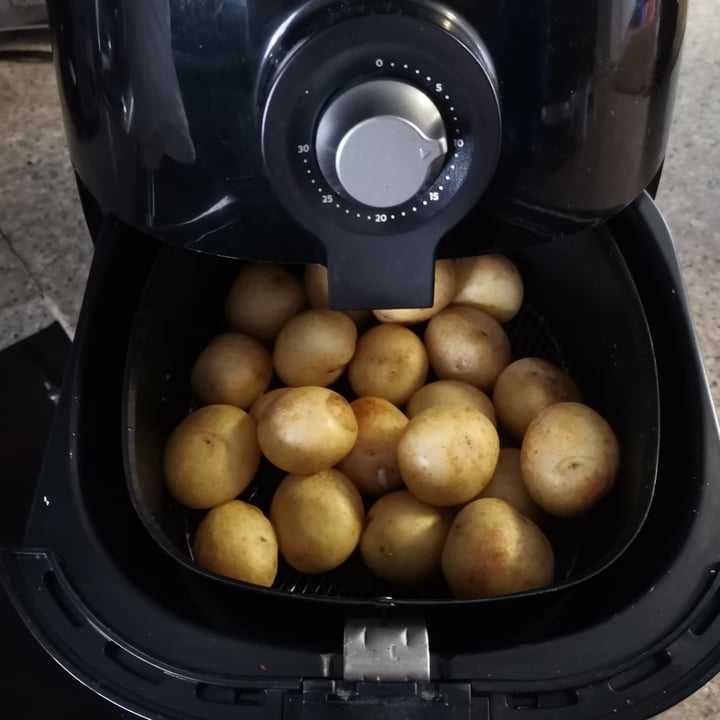 photo of Woolworths Food Baby Potatoes shared by @ziyaadsolo on  21 Jul 2021 - review