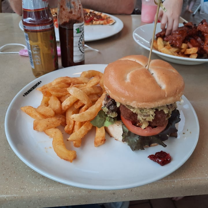 photo of Papachinos Clearwater Pappas Vegan Burger shared by @mikaylan24 on  02 Apr 2022 - review