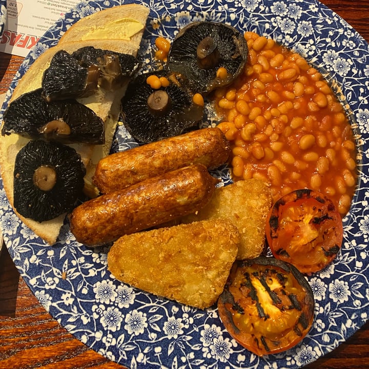 photo of Weatherspoons Pubs Vegan Breakfast shared by @robsm95 on  10 May 2022 - review