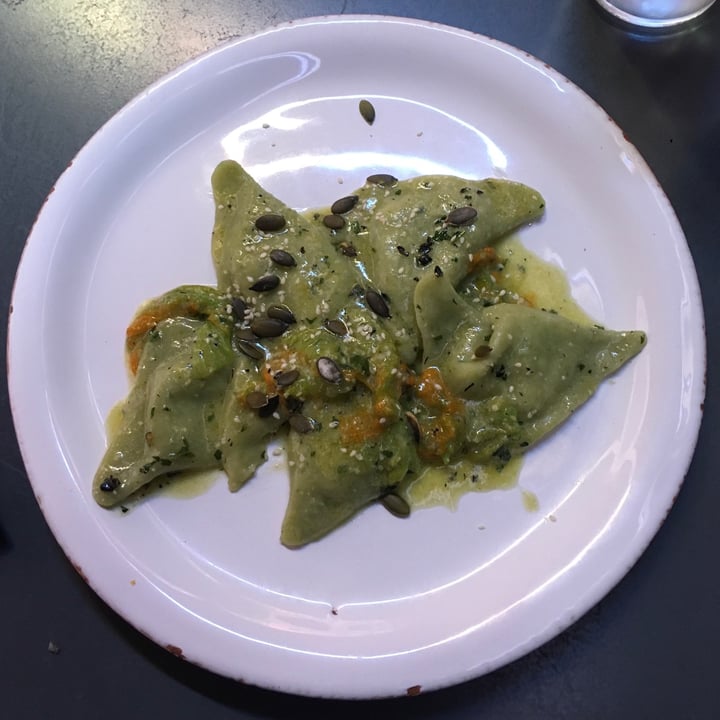 photo of Botanica Lab Cucina Triangoli Verdi shared by @paperadubbiosa on  07 Oct 2020 - review
