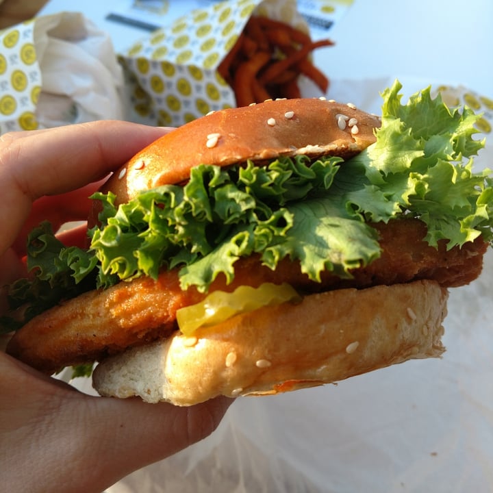 photo of STALK & SPADE Crispy Southwest Chick'n Sandwich shared by @iszy on  01 Jul 2021 - review