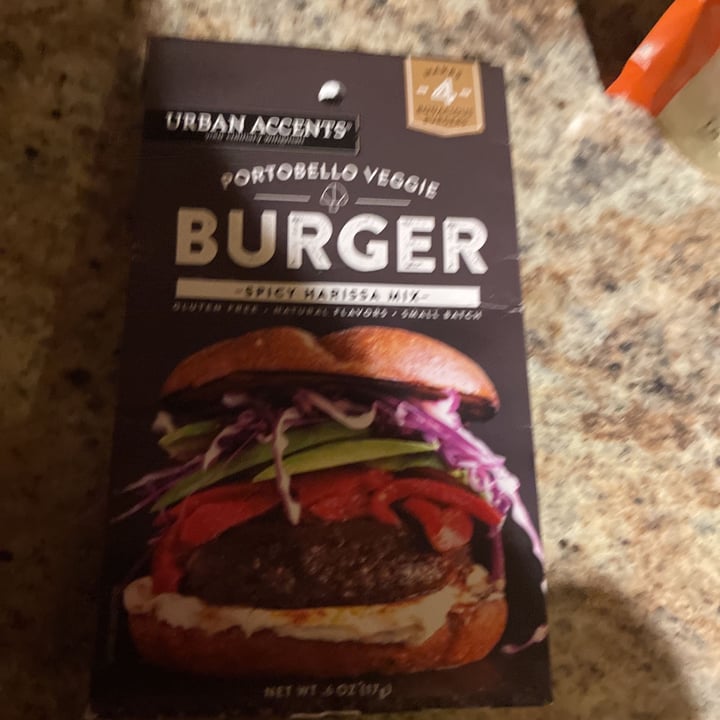 review photo of Urban Accents Portobello veggie burger shared by @raffaelap on 27 Feb 2021 - review