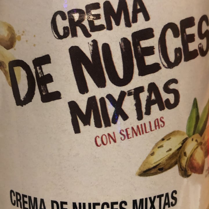 photo of Kirkland Signature Crema de nueces mixtas shared by @marybell on  17 Dec 2021 - review