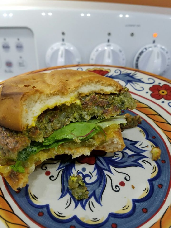 photo of Sunshine Burger Sunshine burger garden herb shared by @joyrose on  17 Jun 2019 - review