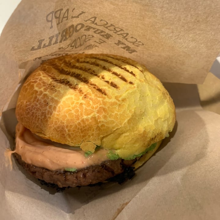 photo of Autogrill Wow Burger shared by @sabrinamarangoni on  23 Aug 2022 - review