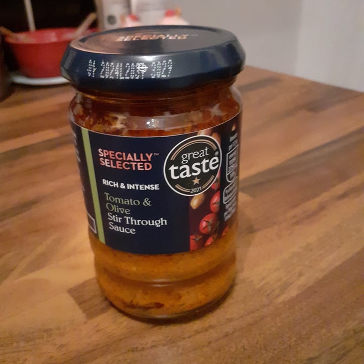 ALDI Specially Selected Tomato and olive stir in paste Review abillion