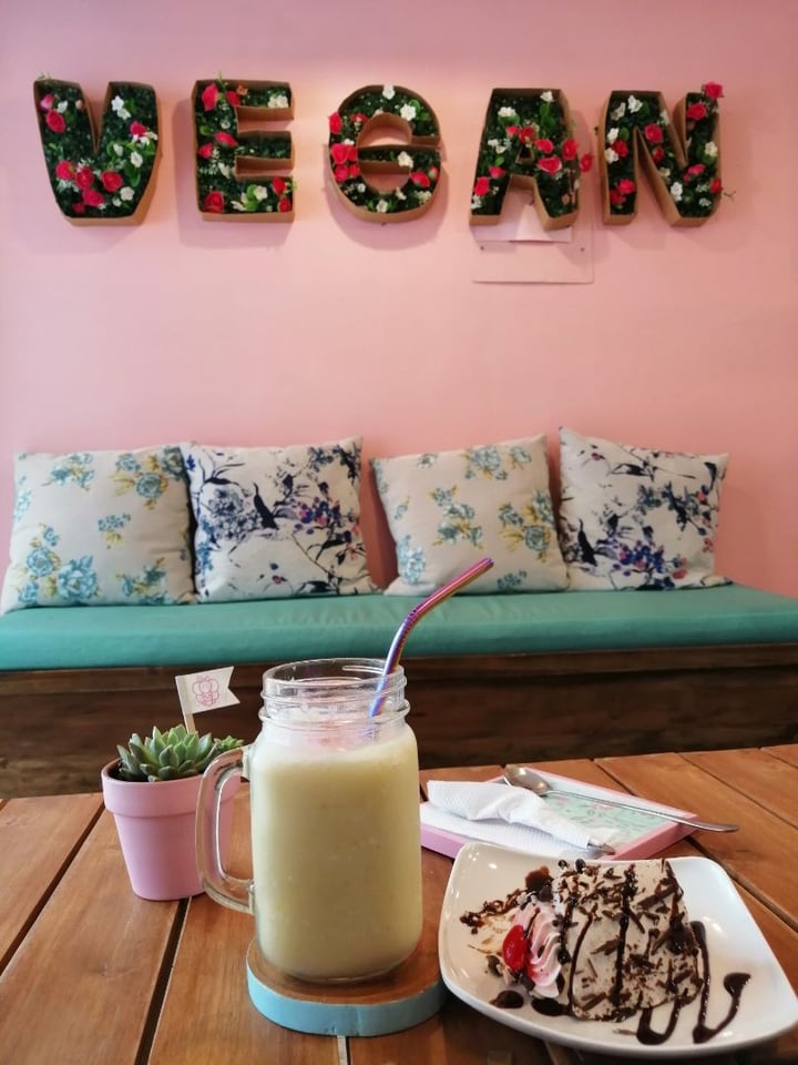 photo of Frambuesa Pastelería Vegan Torta shared by @lrojas11 on  21 Aug 2019 - review