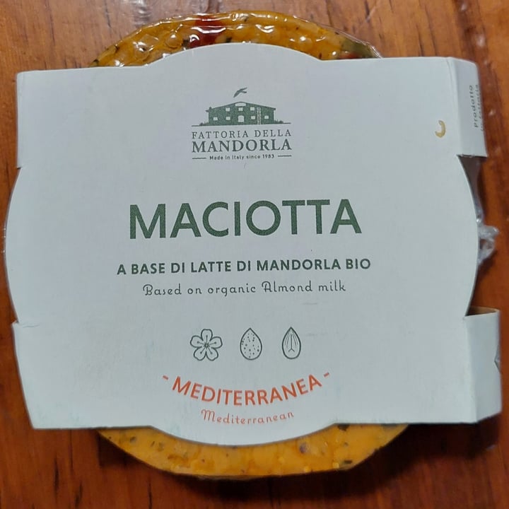 photo of La fattoria della mandorla Maciotta mediterranea shared by @omnia on  12 Jul 2022 - review