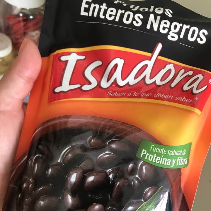 photo of Isadora Frijoles enteros negros shared by @gabspp on  08 Jun 2021 - review